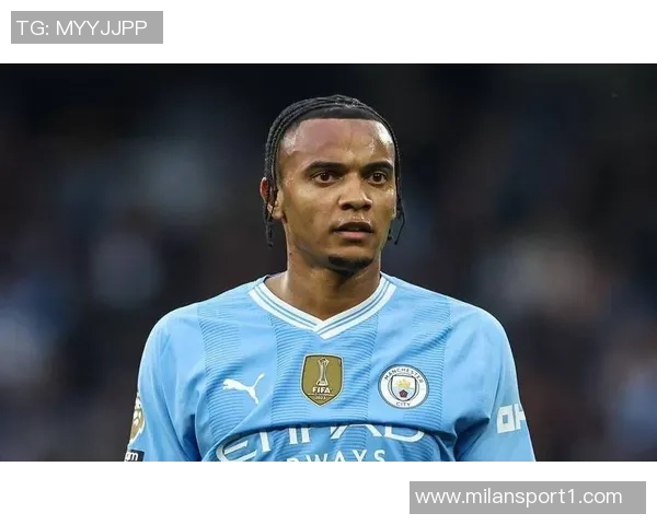 阿坎吉谈换位策略：黄牌压力下我愿意承担更多风险