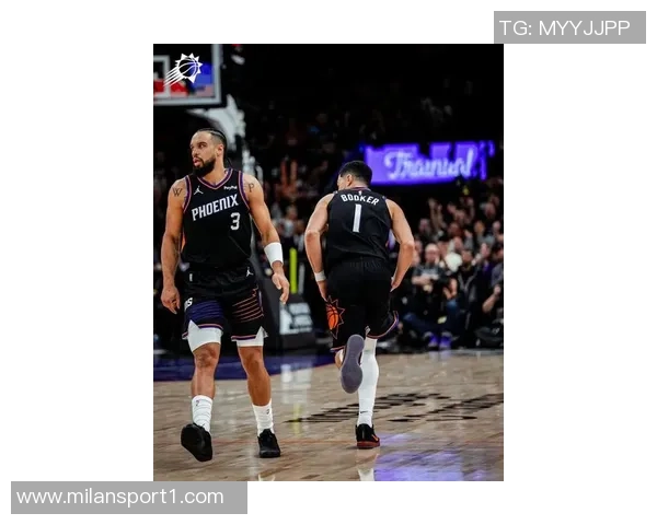 半场战报太阳落后掘金布克与狄龙合力贡献24分约基奇助攻表现抢眼