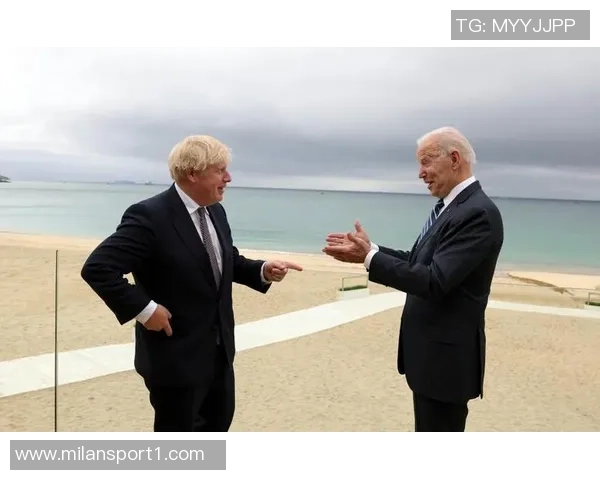 米奇约翰逊：客场挑战增强球队凝聚力与团结精神