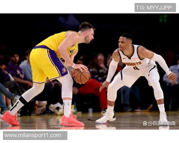 湖人客场表现强劲本赛季14胜仅次于掘金和雷霆即将迎来7连客挑战